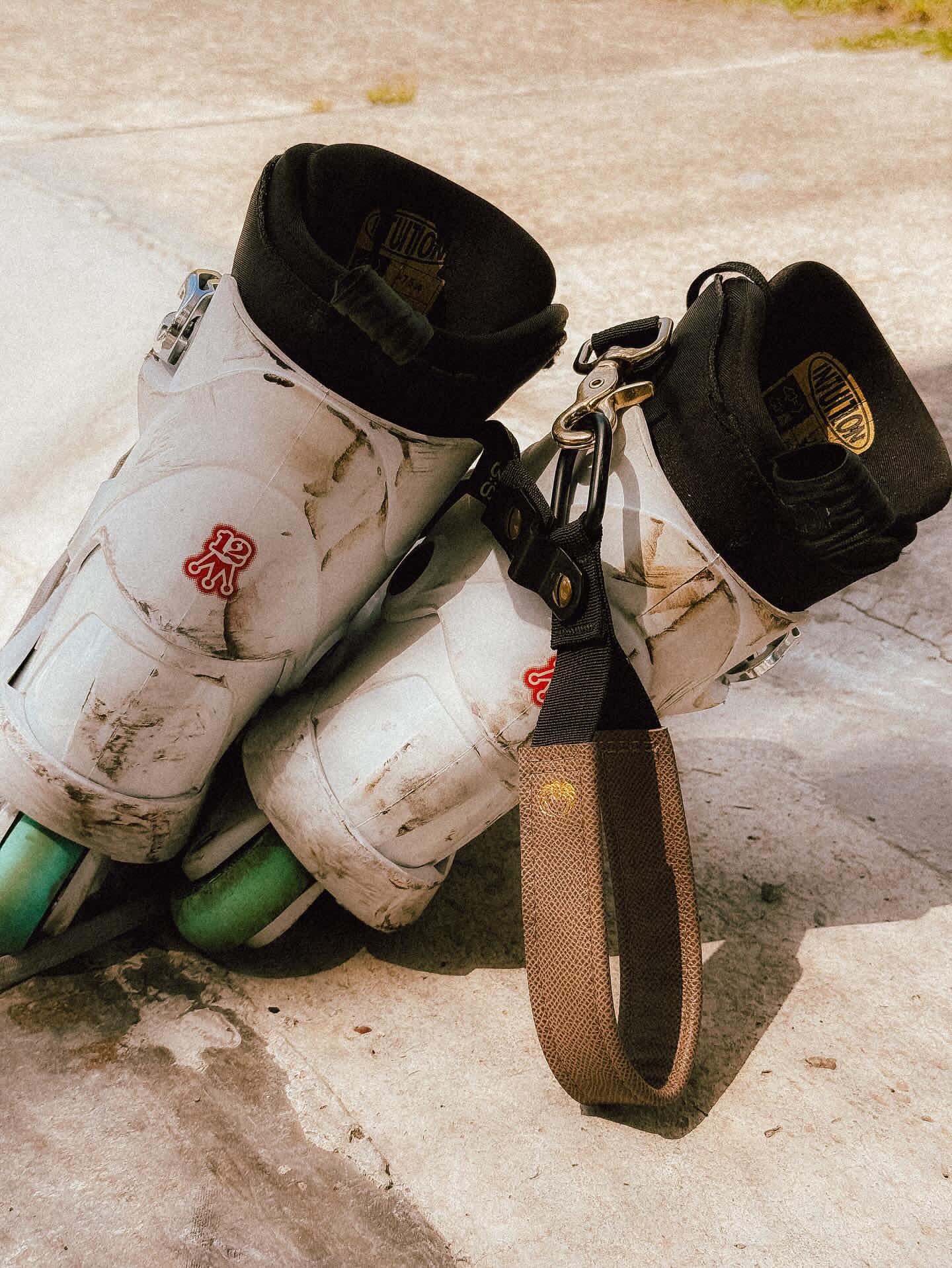 illusive x 3:S skate carry strap