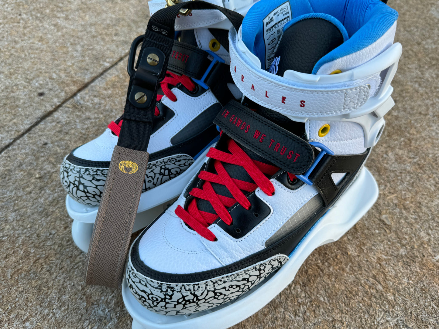 illusive x 3:S skate carry strap
