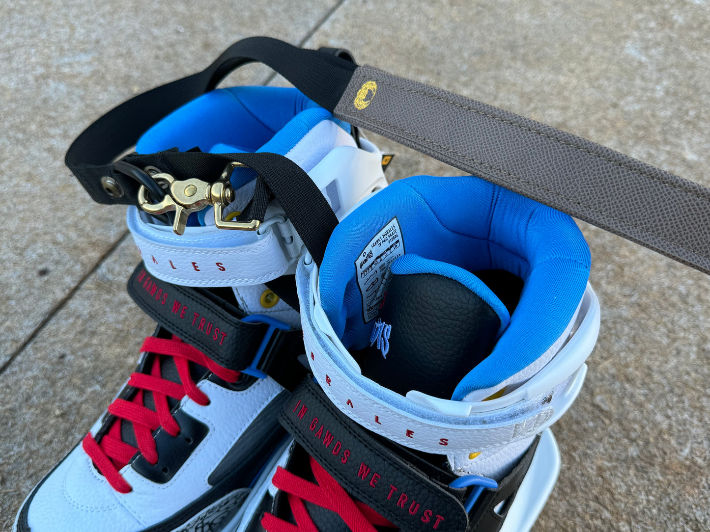 illusive x 3:S skate carry strap