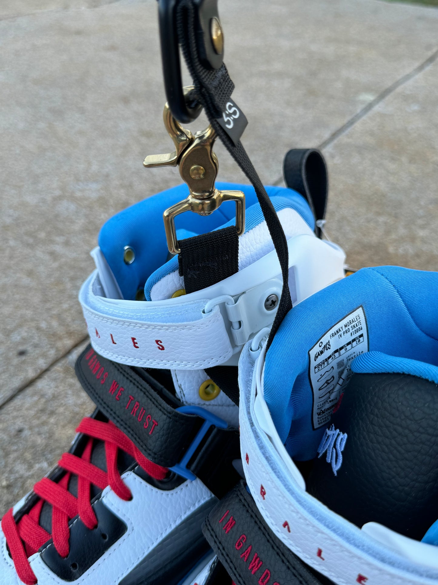 illusive x 3:S skate carry strap